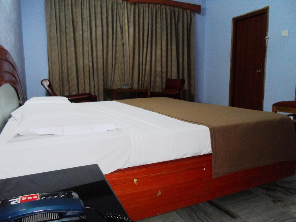 Hotel Bhimas Paradise Tirupati Exterior photo
