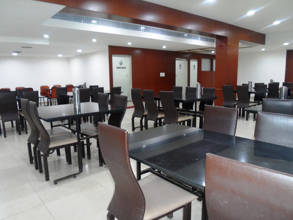 Hotel Bhimas Paradise Tirupati Exterior photo