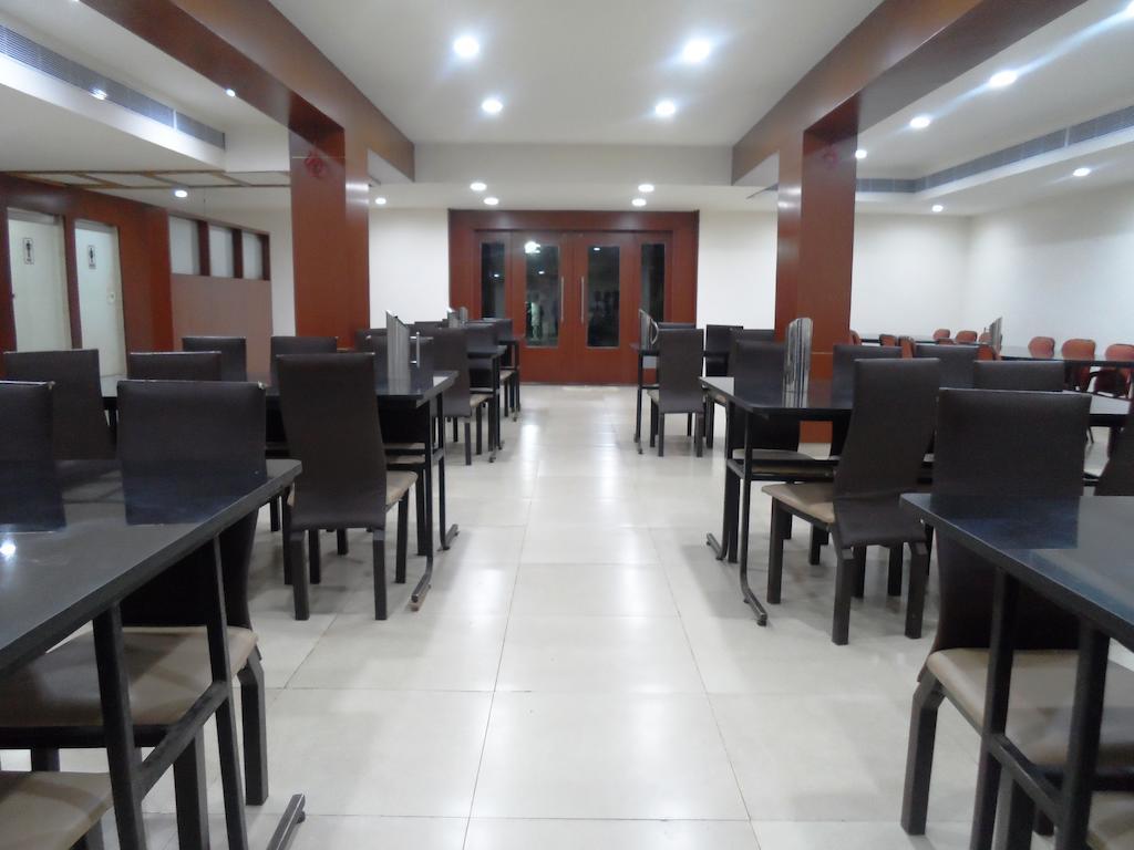 Hotel Bhimas Paradise Tirupati Exterior photo